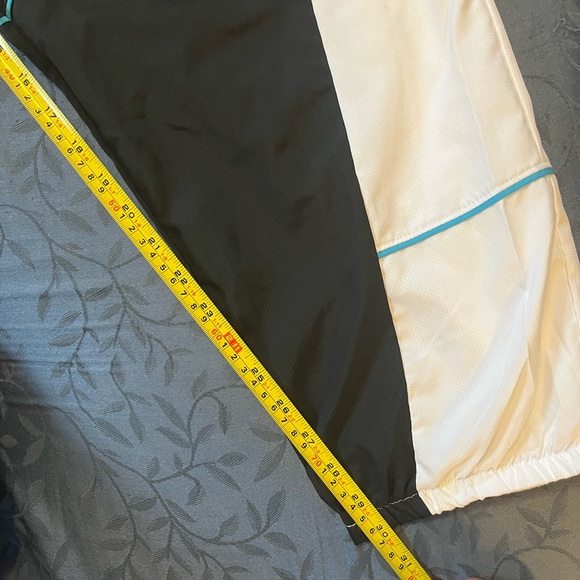 Nike Fireberry Throwback Woven Pants - Picture 6 of 7